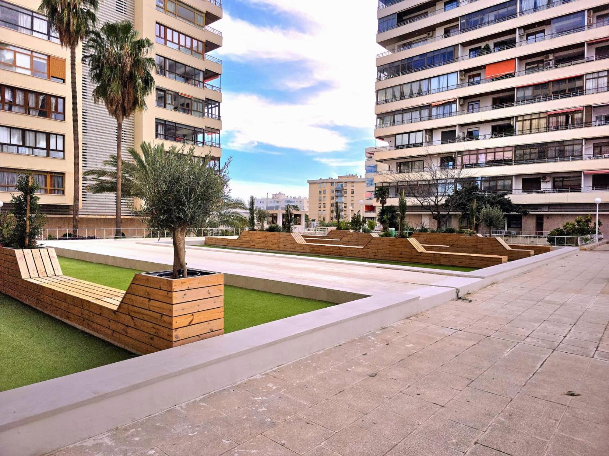 Nogalera Rainbow 2-Bedroom Apartment, Pool And Parking By Namaste Elite トレモリノス エクステリア 写真