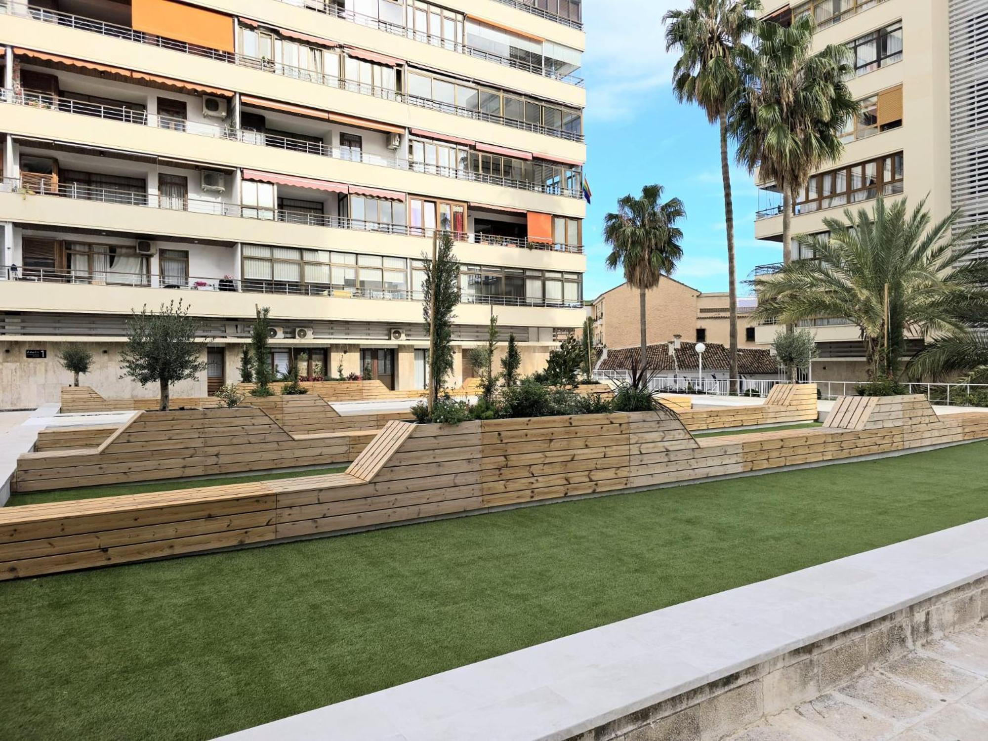 Nogalera Rainbow 2-Bedroom Apartment, Pool And Parking By Namaste Elite トレモリノス エクステリア 写真